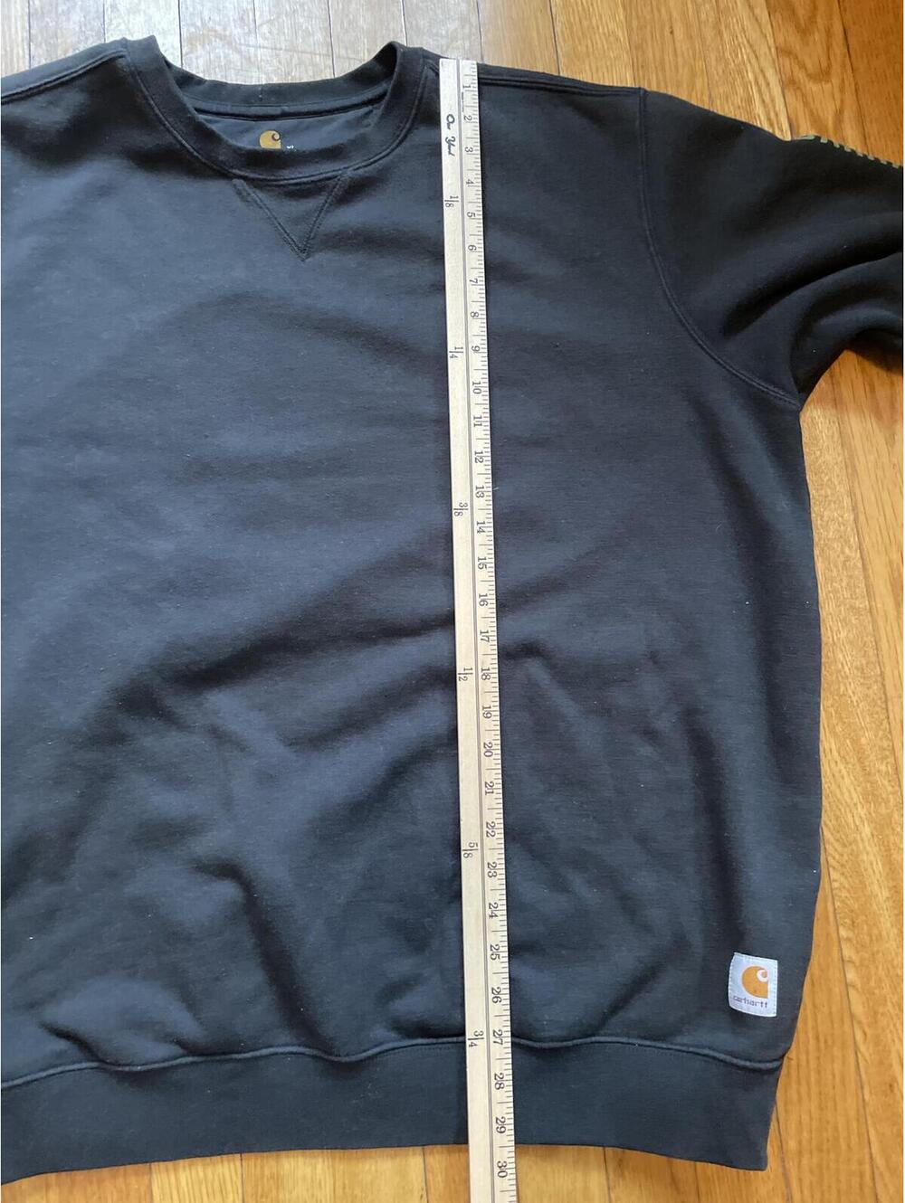 Carhartt 104441 Black Crewneck Sweatshirt XL Sleeve Green Logo Workwear 1889 - Picture 6 of 7